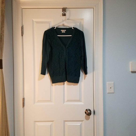 Laced front olive green cardigan - Picture 2 of 7